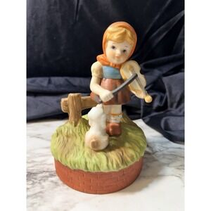 Innocent Moments of Childhood -Everything is Beautiful Music Box  (2826)